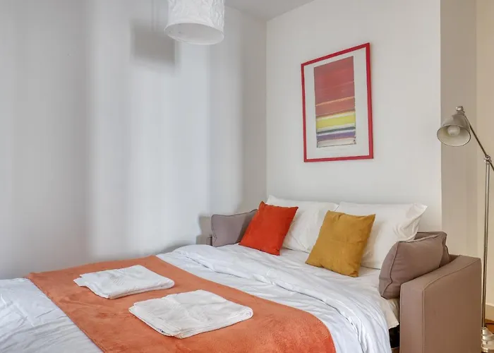 아파트 Spacious & Lovely Flat-up To 10 Guests-paris 10 파리