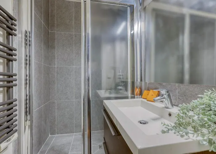 아파트 Spacious & Lovely Flat-up To 10 Guests-paris 10